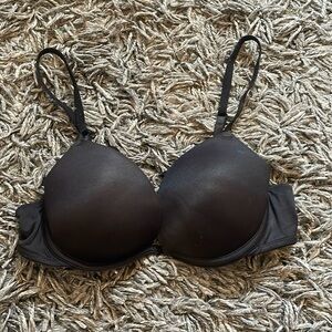 Victoria’s Secret black push up bra size 34B